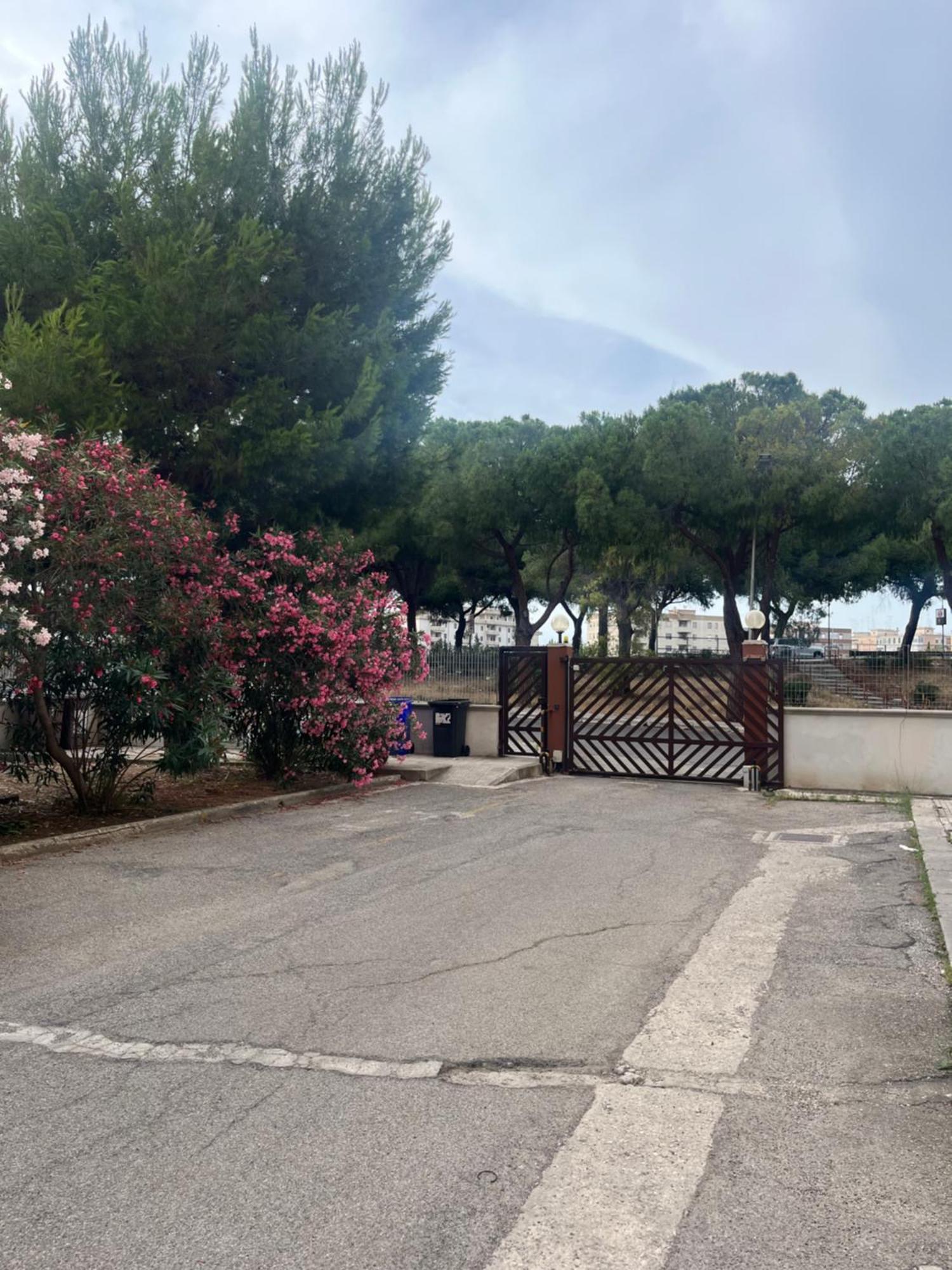 La Casa Di Anna Apartment Brindisi Bagian luar foto